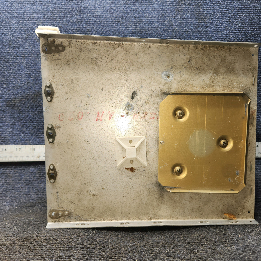 Used aircraft parts for sale, 0513320-8 Cessna 172E Glove Box / Map Case Assembly