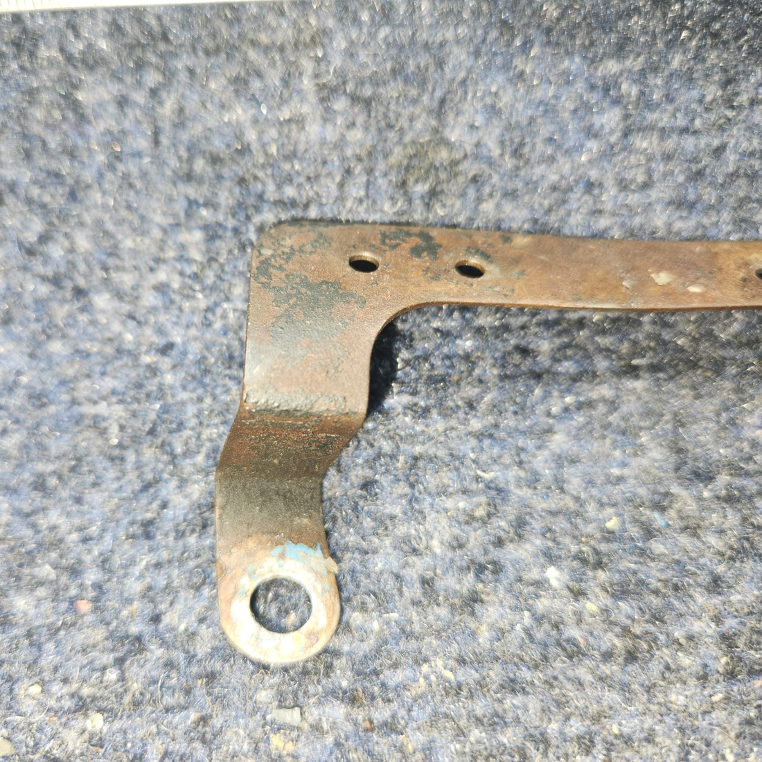 Used aircraft parts for sale, 63605-00 Lycoming O-320 Piper PA28-140 Baffle Bracket