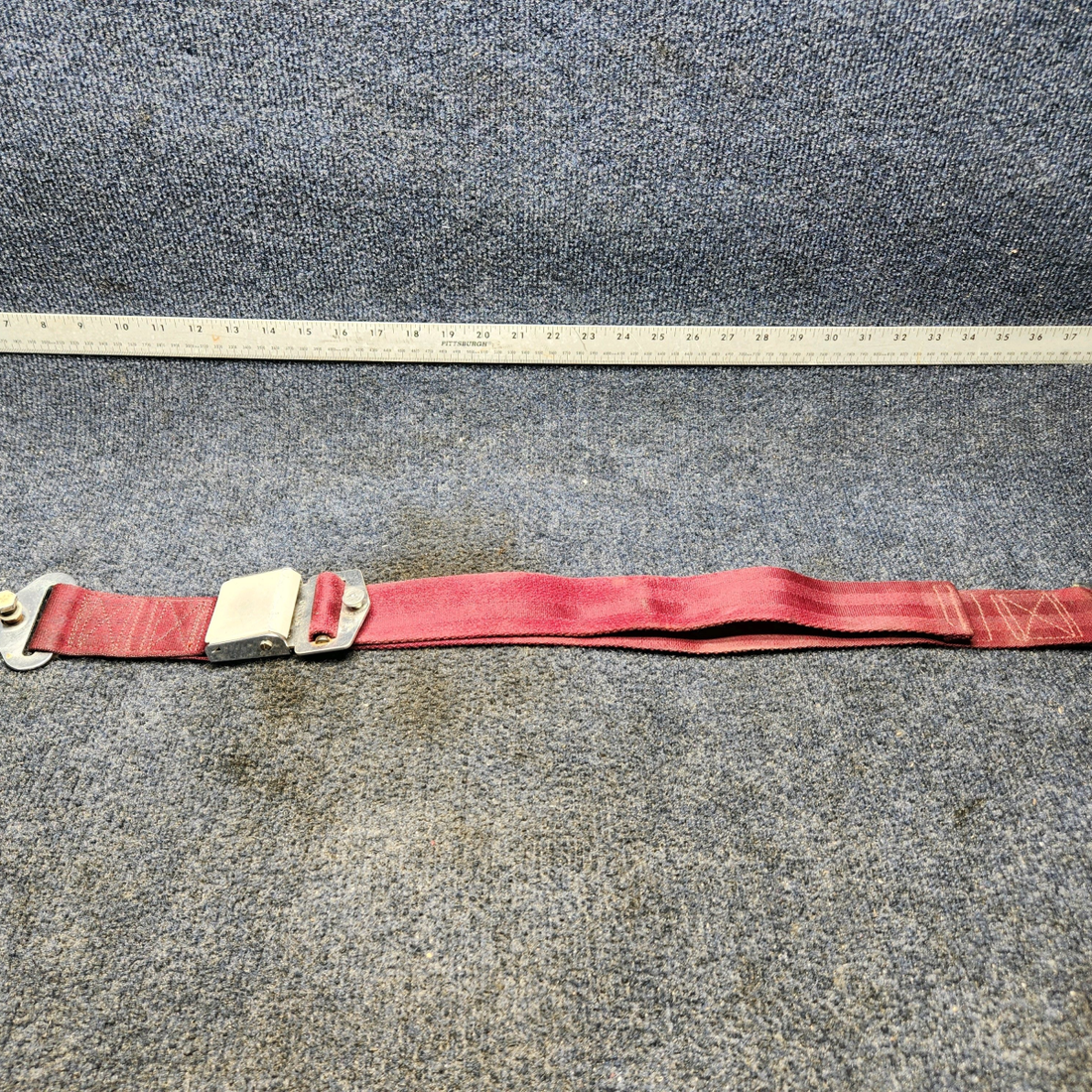 Used aircraft parts for sale, PS50039-4-3A Piper PA32RT-300 SEAT BELT ASSY CENTER