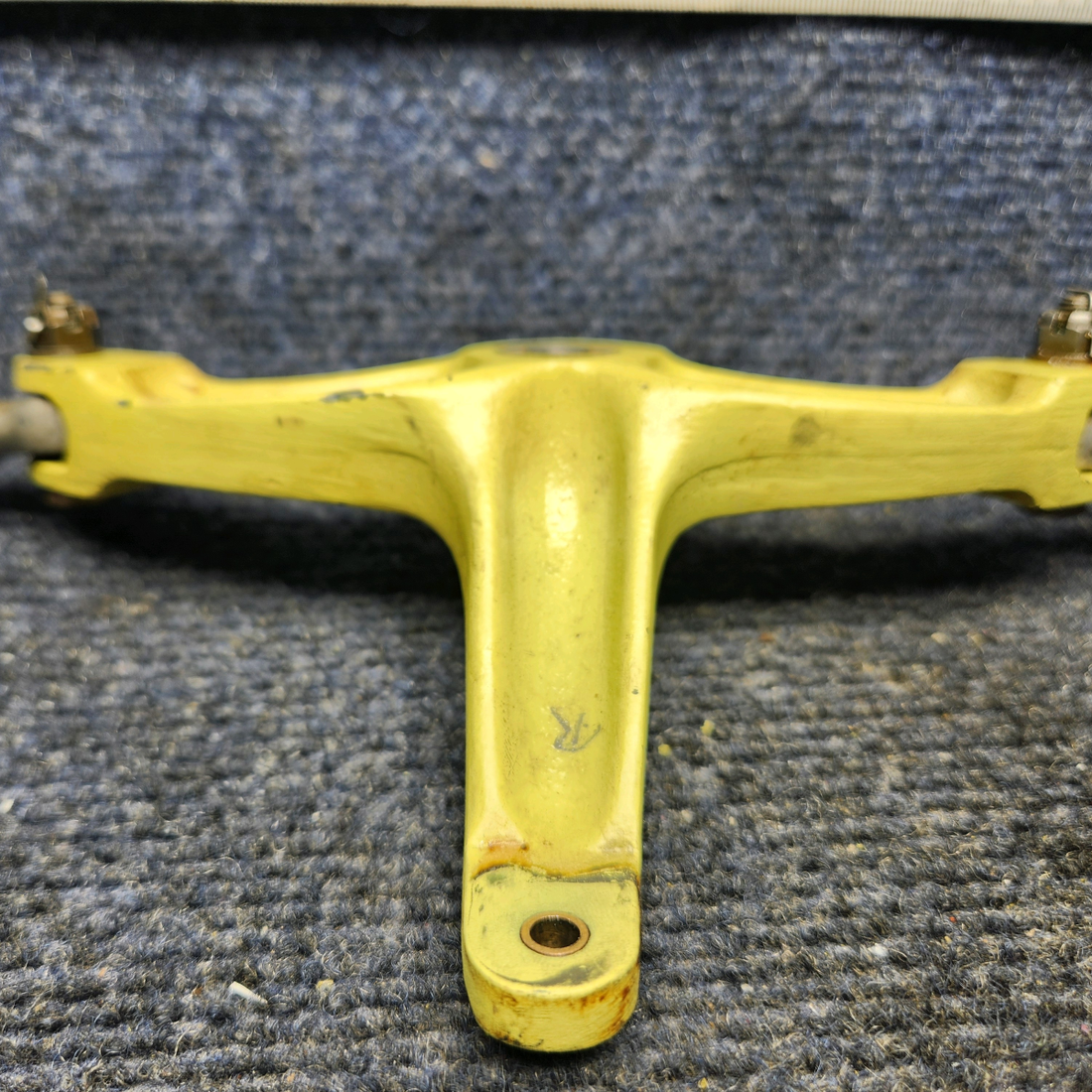 Used aircraft parts for sale, 002-410039-7 Beechcraft F33A RUDDER CONTROL BELLCRANK RH W RODS
