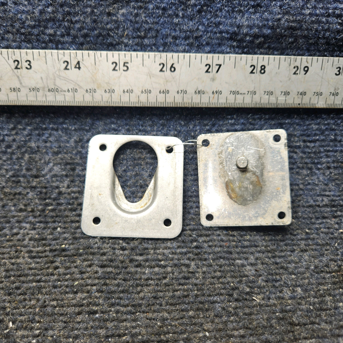 Used aircraft parts for sale, 79781-002 Piper PA32RT-300 Aft Seat Attach Plate Set with Backplate