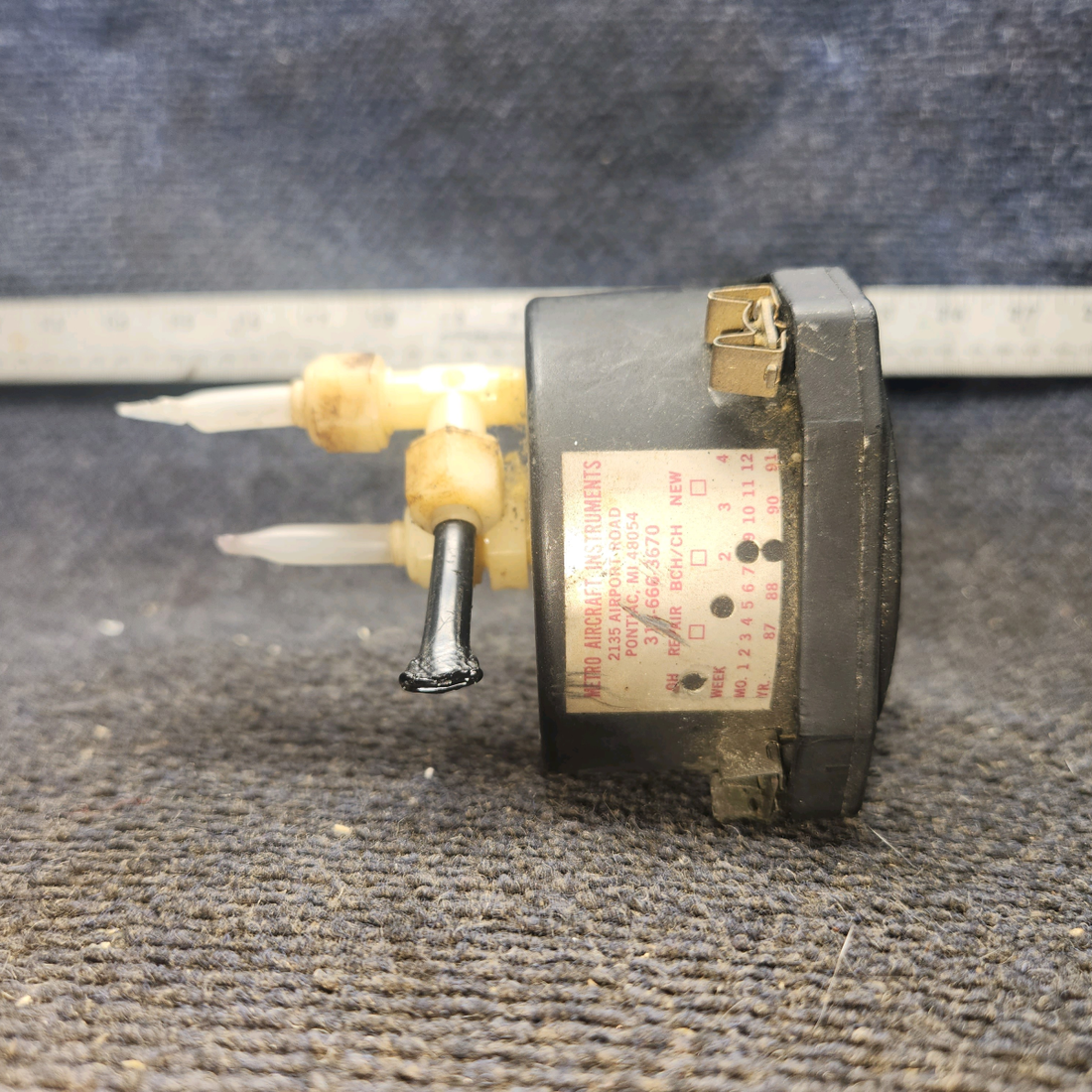 Used aircraft parts for sale, C661064-0107 Sigma-Tek cessna 172N Airspeed Indicator