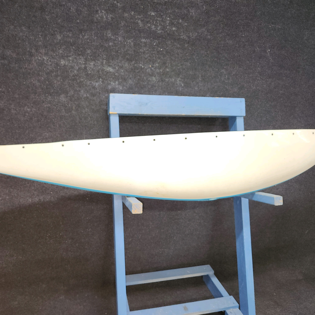 Used aircraft parts for sale, 62090-000 PIPER PA28-140 LH Wing Tip Assembly - Fiberglass