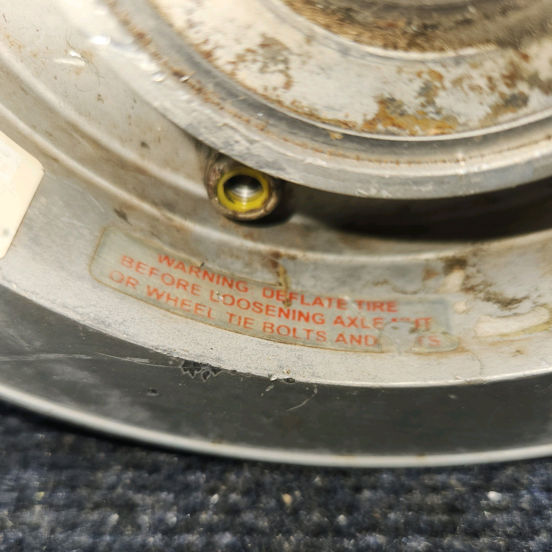 Used aircraft parts for sale, 40-87C Beechcraft F33A CLEVELAND NOSE WHEEL