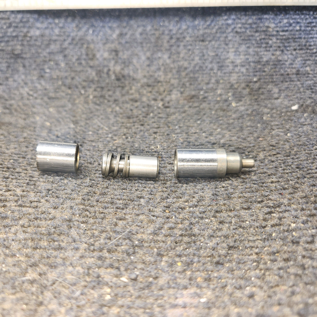 Used aircraft parts for sale, 78290, 15B21319 Lycoming Piper PA-28-140 Hydraulic Plunger & Socket