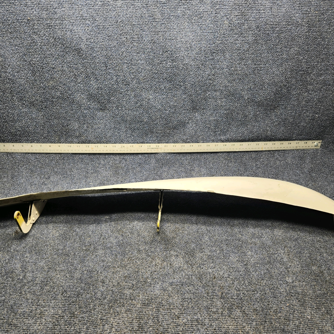Used aircraft parts for sale, 2413083-1 CESSNA C172RG NOSE GEAR DOOR ASSEMBLY  LH