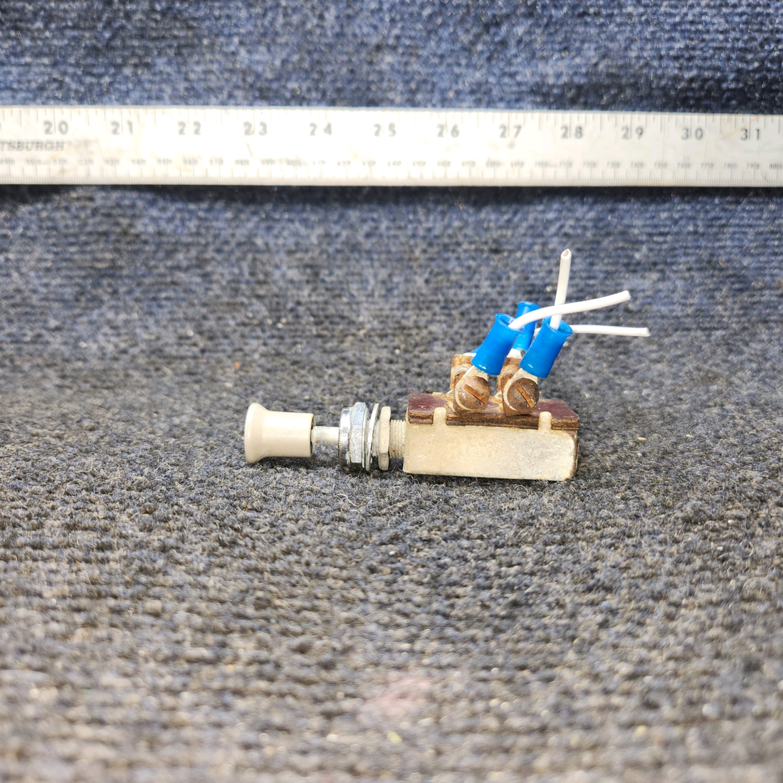 Used aircraft parts for sale, 0713026-5 Cessna 172 Master Switch