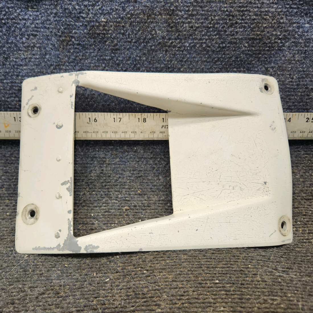 Used aircraft parts for sale, 0552163-1 cessna 172N Air Scoop Assembly