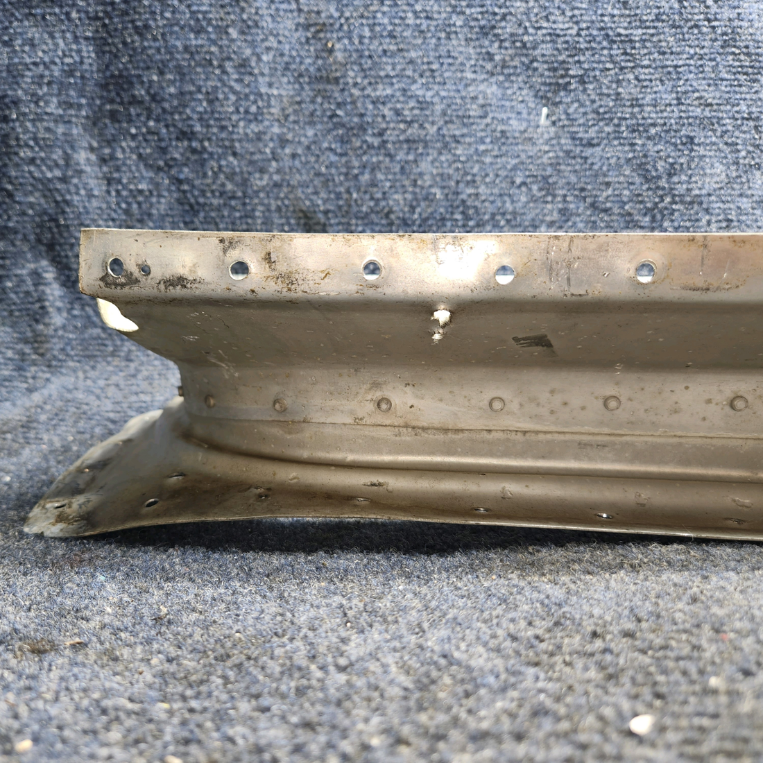 Used aircraft parts for sale, 0511116-12 Cessna 172E Lower Door Sill Assy With Support LH