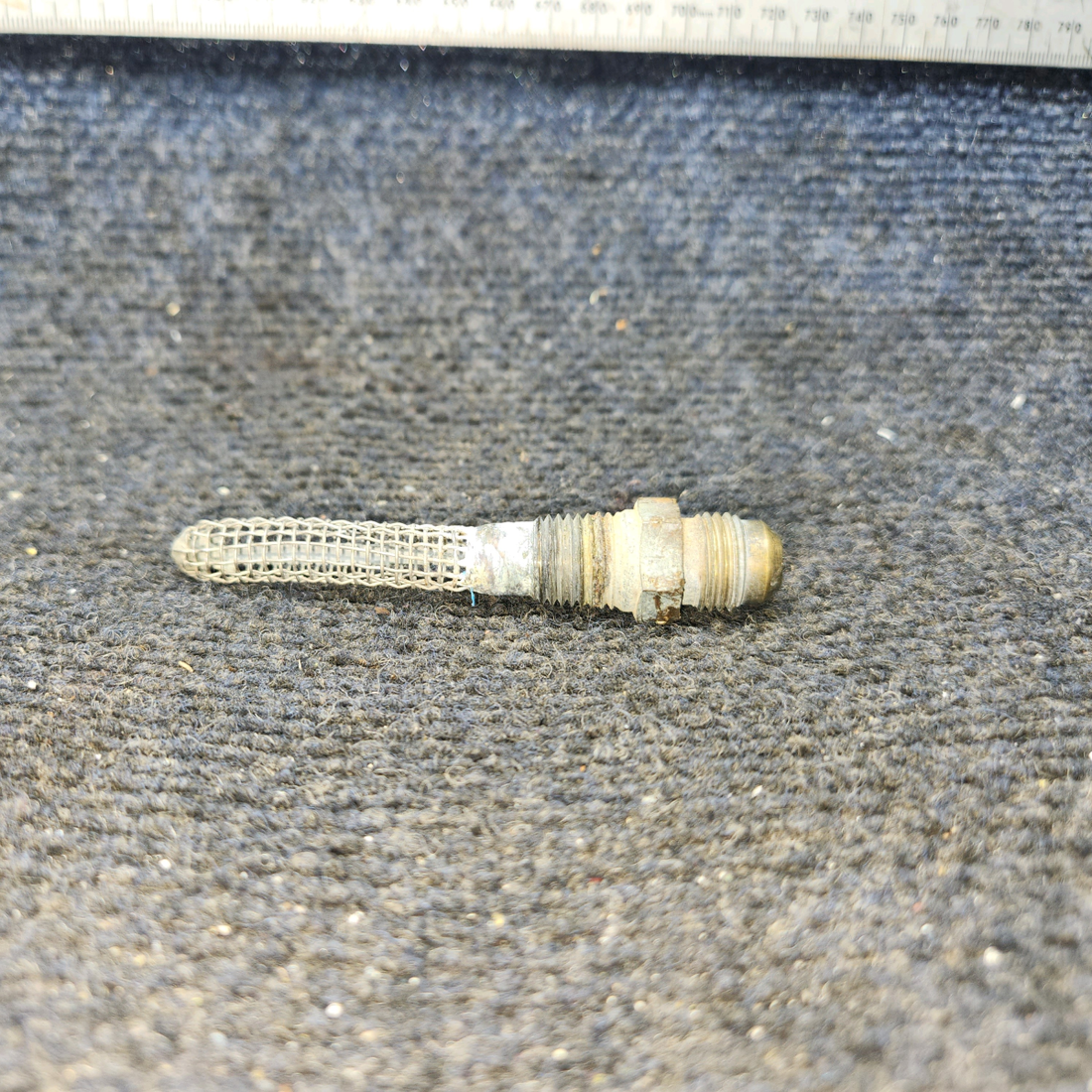 Used aircraft parts for sale, 0422130 Cessna 172F Fuel Tank Strainer (Finger Screen)