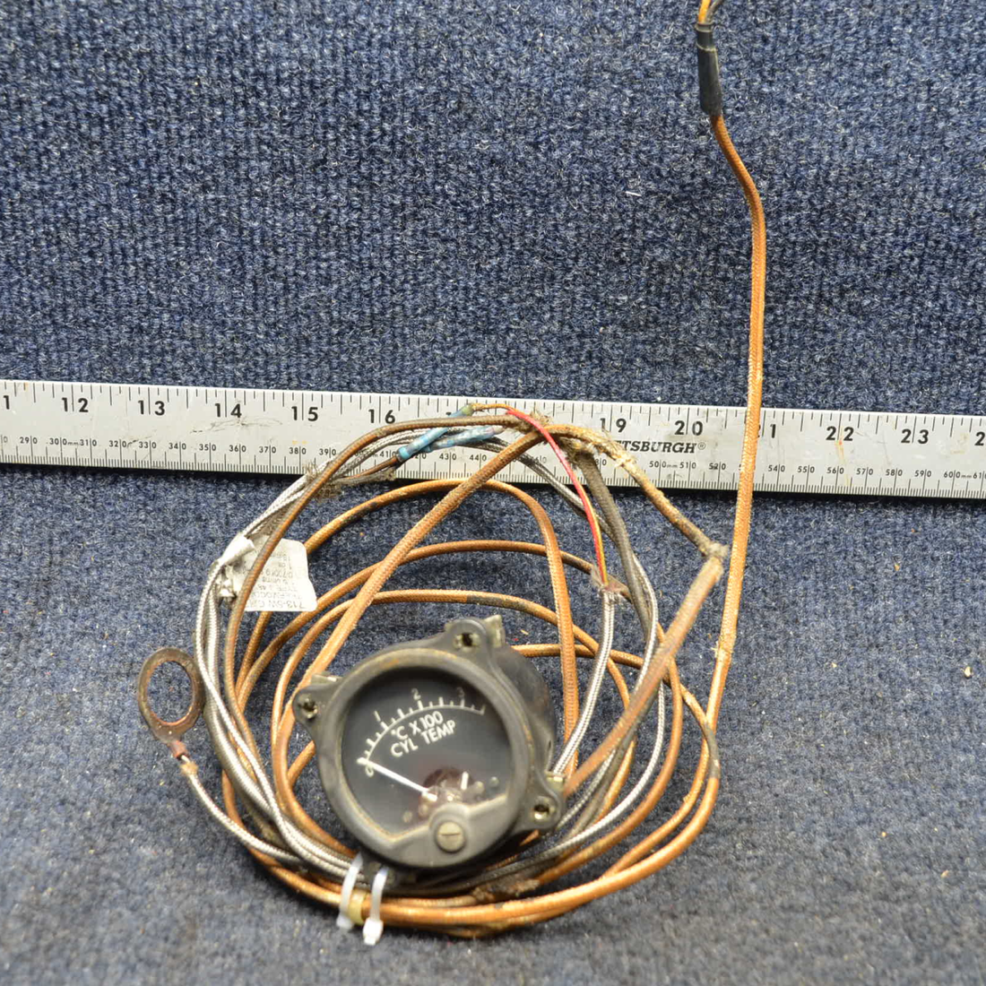 Used aircraft parts for sale, 511068 Cessna C175 CYLINDER HEAT TEMPGAGE W/ PROBE