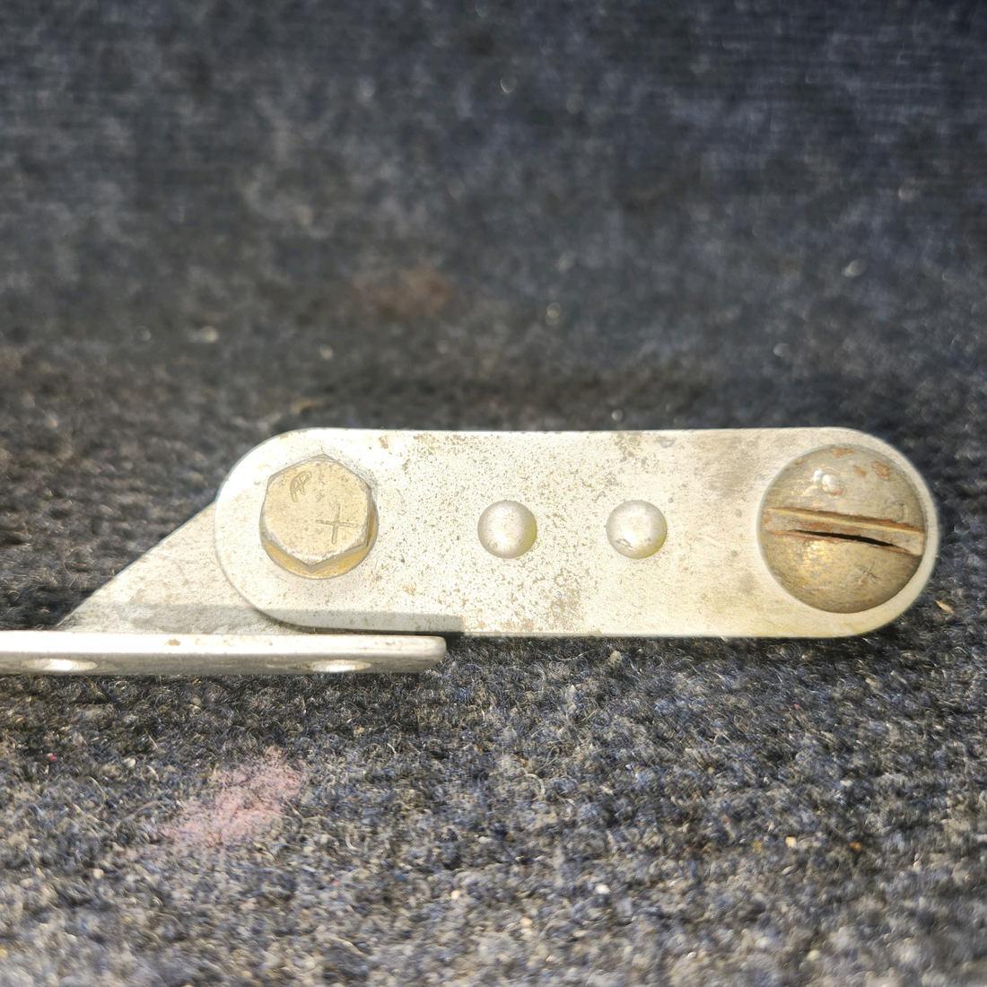 Used aircraft parts for sale, 0515035-1 Cessna C172RG Link Assy Seat Belt  - Price Per Each