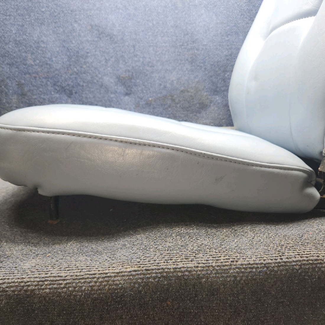 Used aircraft parts for sale, 96827-022 piper PA-28-181 Rear Seat Assembly – LH