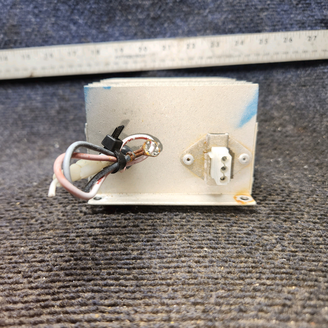 Used aircraft parts for sale, 152-0007 Aeroflash cessna 172N Signal Power Supply (Volts: 12-14)