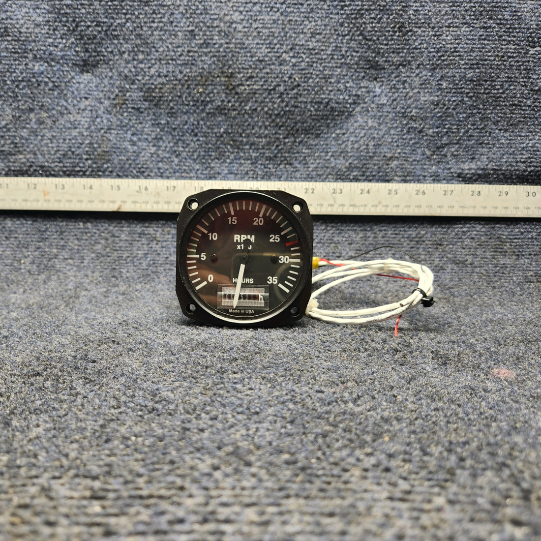 Used aircraft parts for sale, T19-801-112 CESSNA 172K UMA INSTRUMENTS 0-3500 RPM TACHOMETER (3-1/8 INCH),W/ CONNECTOR.