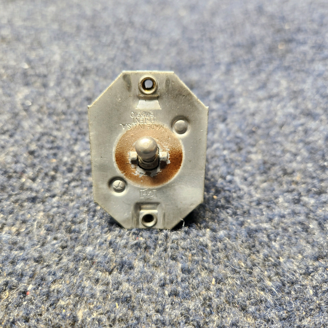 Used aircraft parts for sale, AN3023-3 BEECHCRAFT F35 BEECHCRAFT BONANZA TOGGLE SWITCH