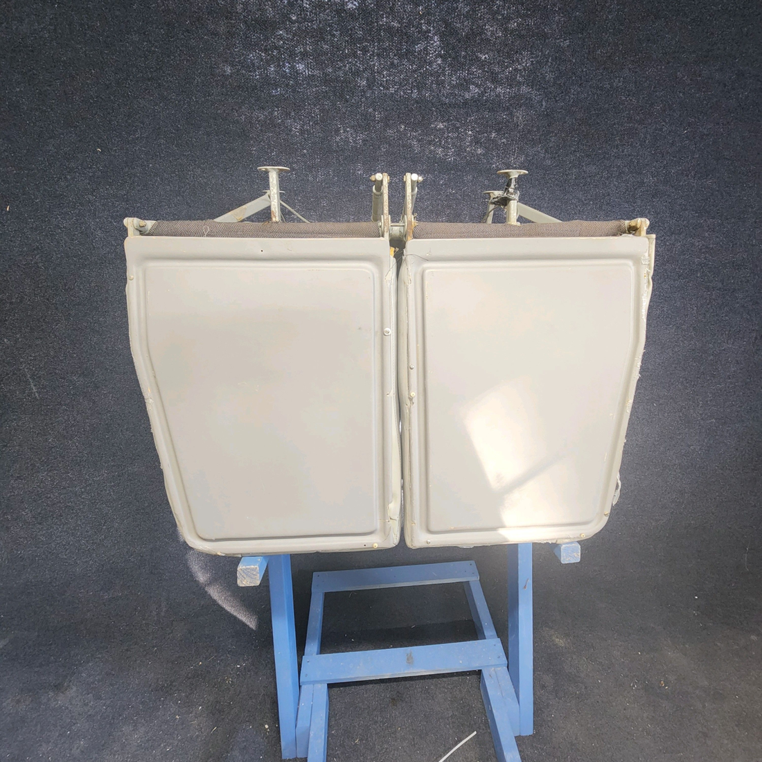 Used aircraft parts for sale, 0511411-1 / 0514170-3 CESSNA C172RG C172RG PILOT-COPILOT AND REAR SEAT SEE PHOTOS FOR DETAILS