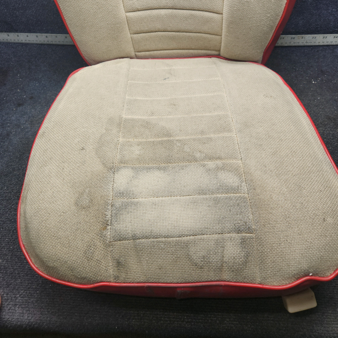 Used aircraft parts for sale, 0400118-65 cessna 150G Seat – LH (Pilot)