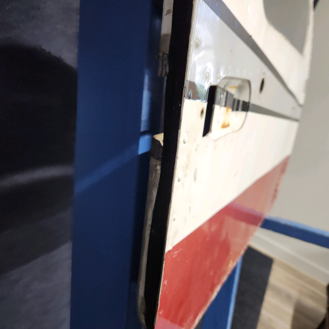 Used aircraft parts for sale, 79545-004 Piper PA32RT-300 CABIN DOOR STRUCTURE RH