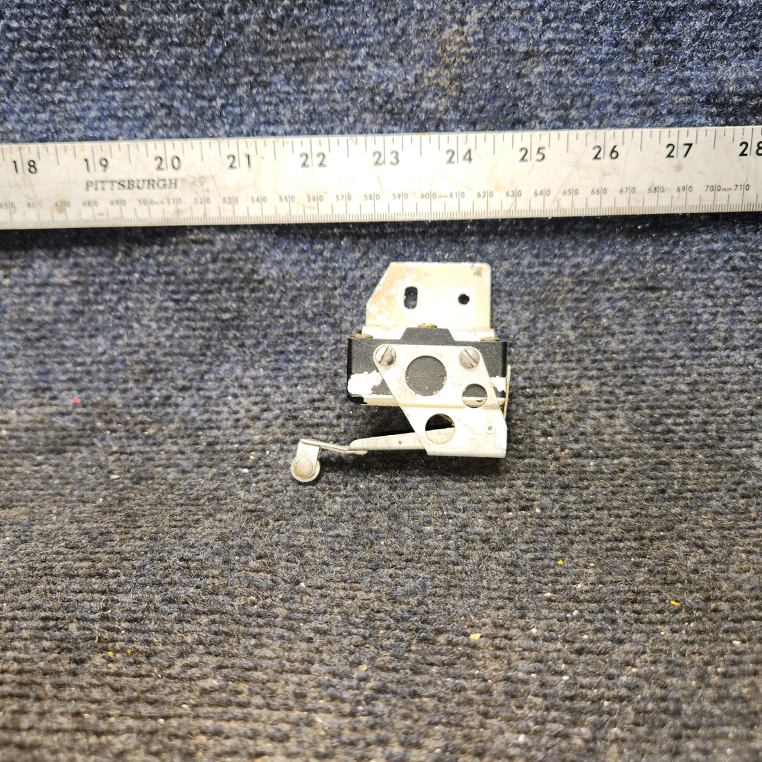Used aircraft parts for sale, AN3169-1 BEECHCRAFT F35 Travel Limit Switch w/Arm