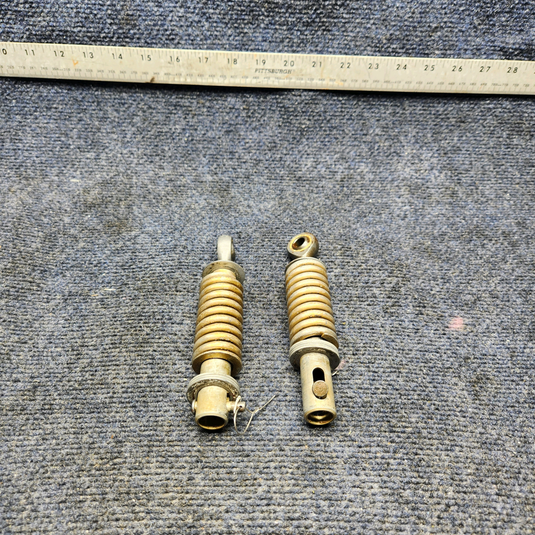Used aircraft parts for sale, 35-815131 Beechcraft F33A PLUNGER ASSEMBLY LANDING GEAR W/ SPRING & ROD END "PRICE PER EACH"