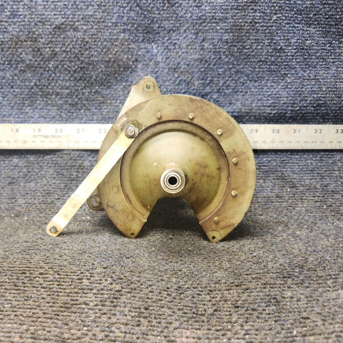 Used aircraft parts for sale, 0760612-1 Cessna 182G Drive Pulley Assembly