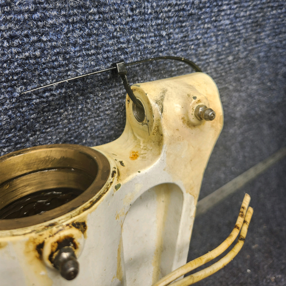 Used aircraft parts for sale, 45-820096-603 Beechcraft F33A BRACE ASSY NOSE LANDING GEAR