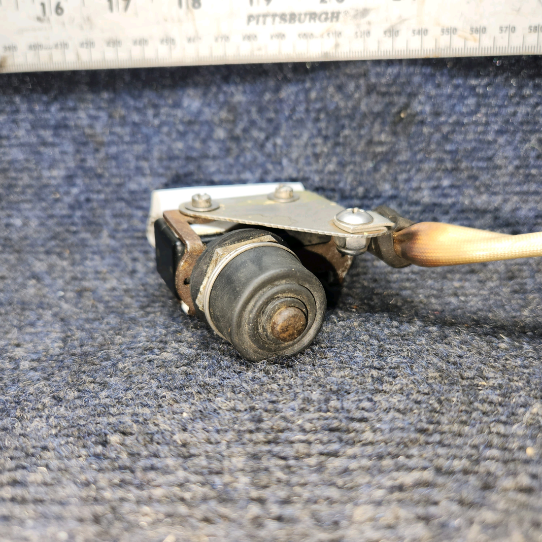 Used aircraft parts for sale, 487-820 PIPER PA-24-250 Nose Gear Switch Assembly