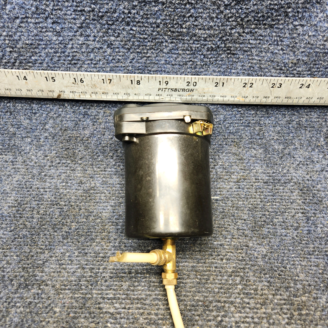 Used aircraft parts for sale, 7000 MOONEY M20J - Year 1978 7000 UNITED INSTRUMENTS VERTICAL SPEED INDICATOR C 31