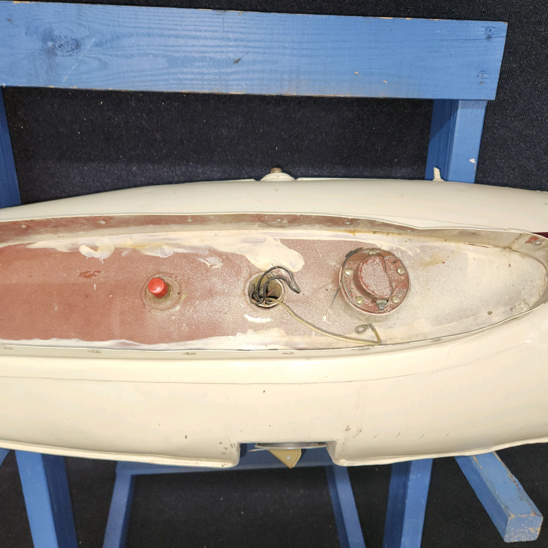 Used aircraft parts for sale, MECO Tip Tank Beechcraft F35 10-Gallon Auxiliary Tip Tanks LH and RH