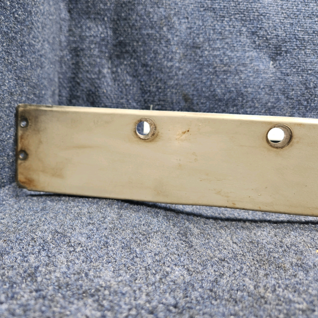 Used aircraft parts for sale, 0520005-13 CESSNA 172K LOWER WING FAIRING ASSEMBLY RH