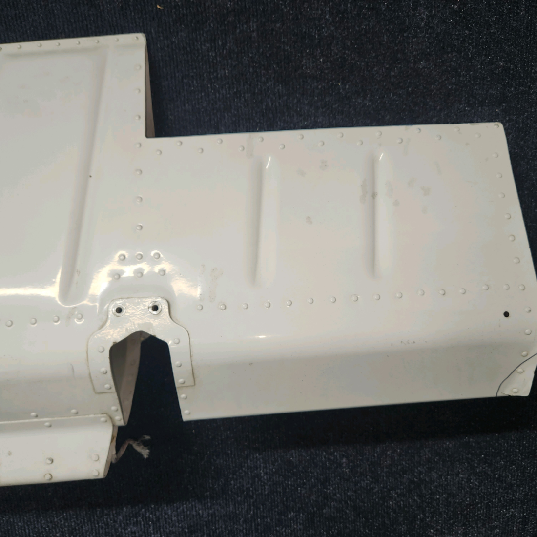 Used aircraft parts for sale, 45135030-9 BEECHCRAFT 95-55B Aileron Assembly LH (Minus Trim Tab)