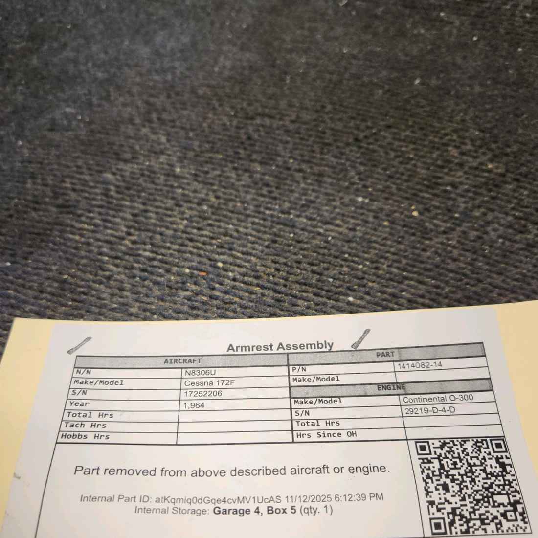 Used aircraft parts for sale, 1414082-14 Cessna 172F Armrest Assembly