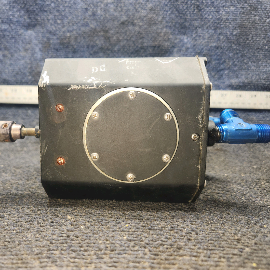 Used aircraft parts for sale, RCA10-J-3985-02 RC Allen Inst cessna 150G Directional Gyro Indicator