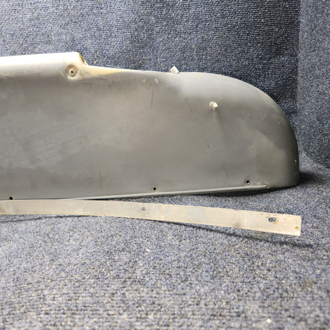 Used aircraft parts for sale, 0723200-6 Cessna 182P Wing Tip Assembly.
