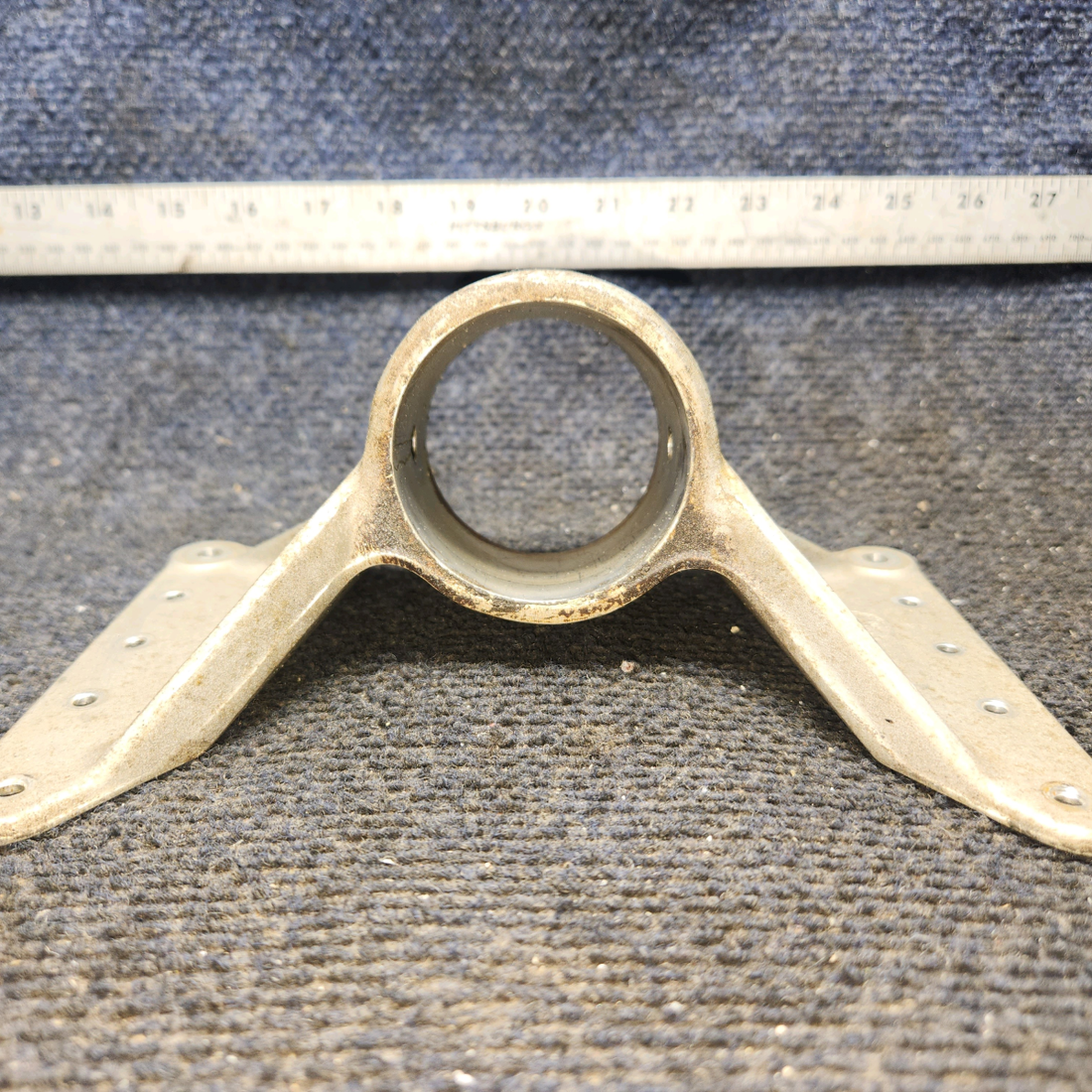 Used aircraft parts for sale, 0543013-1 Cessna 172F Upper Nose Gear Fitting