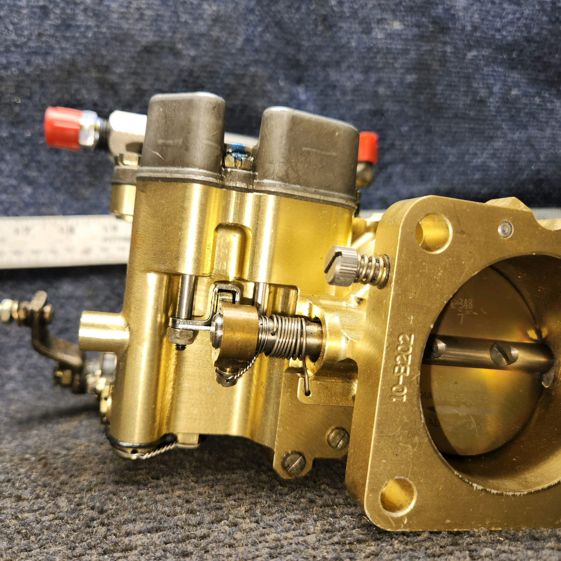 Used aircraft parts for sale, LW-16518-85 Carburetor Assembly – Used, Appears Factory New
