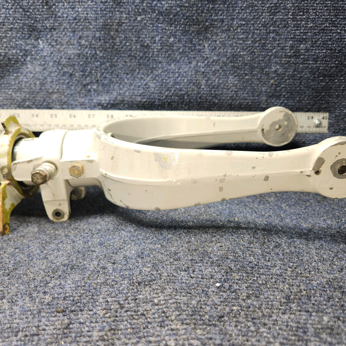 Used aircraft parts for sale, 0442504-3 Cessna C-150J Strut Assy Nose Gear