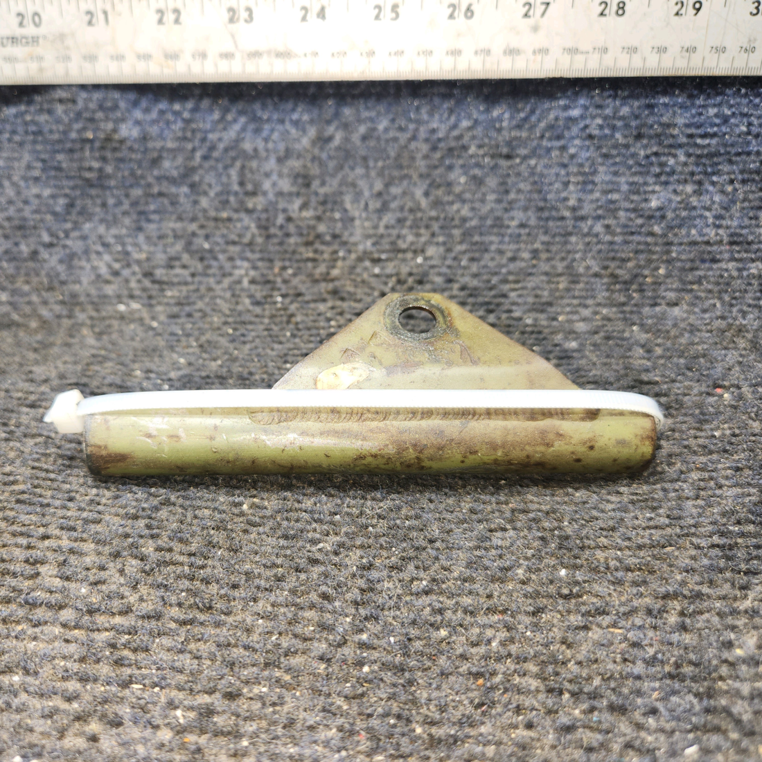Used aircraft parts for sale, 0760619-1 Cessna 182G Flap Actuator Hinge Assembly