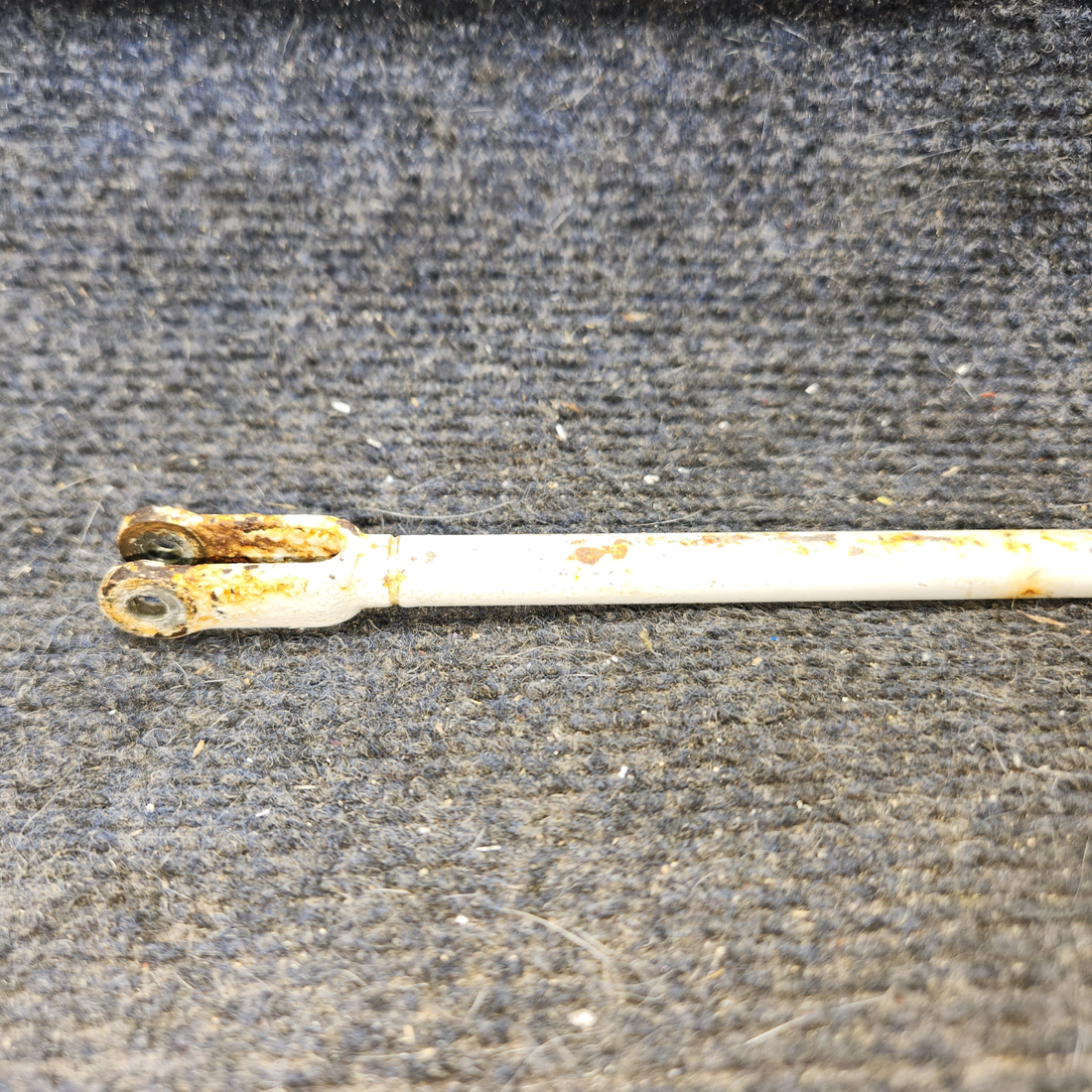 Used aircraft parts for sale, 0432163-3 cessna 150G Elevator Trim Actuator Tube Assembly