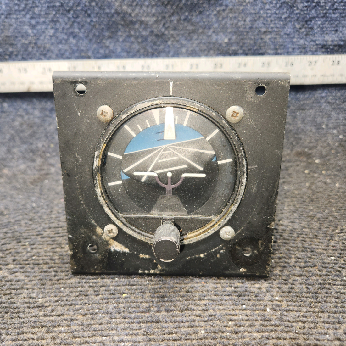 Used aircraft parts for sale, SP-7710-5-CES Cessna Standard Precision Piper PA-28-140 Gyro Horizon