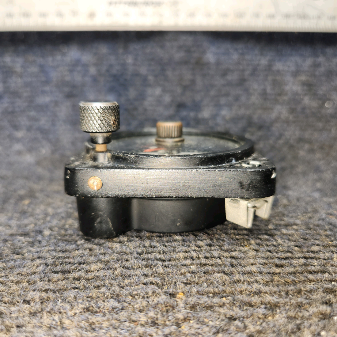 Used aircraft parts for sale, 50-380013-5 Beechcraft 95-B55 8 day Clock