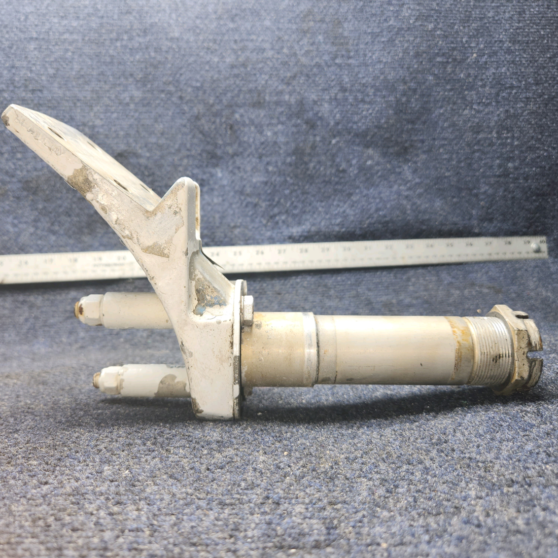 Used aircraft parts for sale, 701042-1 American Gruman A1A AXLE MAIN LANDING GEAR