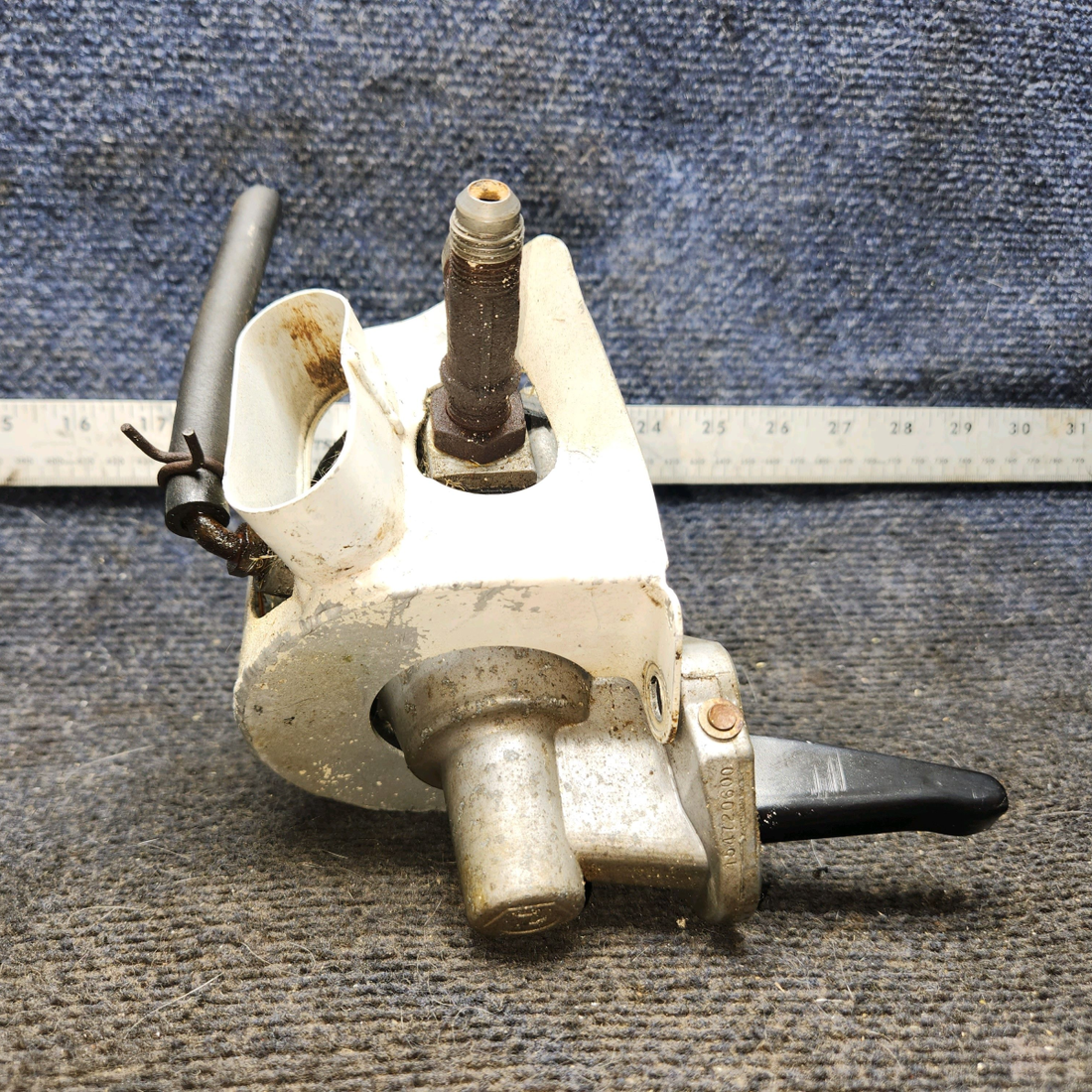 Used aircraft parts for sale, LW-15472 Lycoming Piper PA-28-140 Fuel Pump
