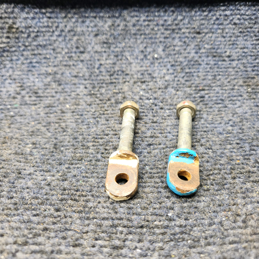 Used aircraft parts for sale, 402-057 Piper PA-28 Bolt Cabin Door Attach Upper Lower Set of 2