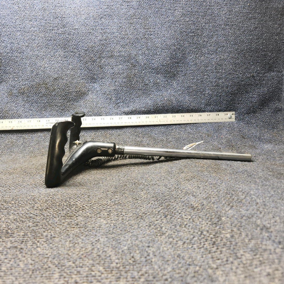 Used aircraft parts for sale, 0513239-9 Cessna 172 E Control Wheel Assembly LH or RH (L: 11-11/16”, D: 5/8”)