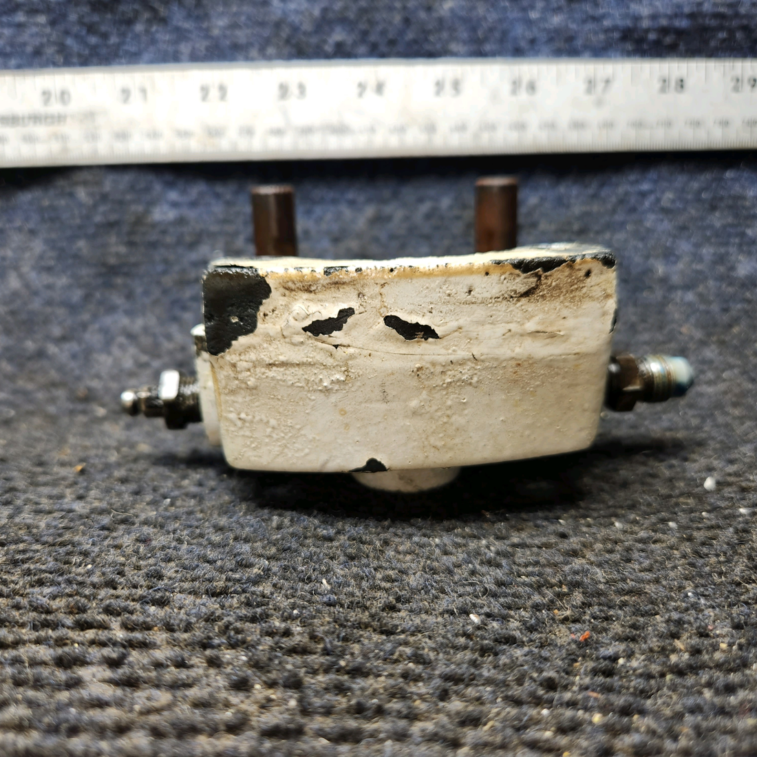 Used aircraft parts for sale, C163030-0103 Cleveland 30-63 Cessna 172E Brake Caliper Assembly