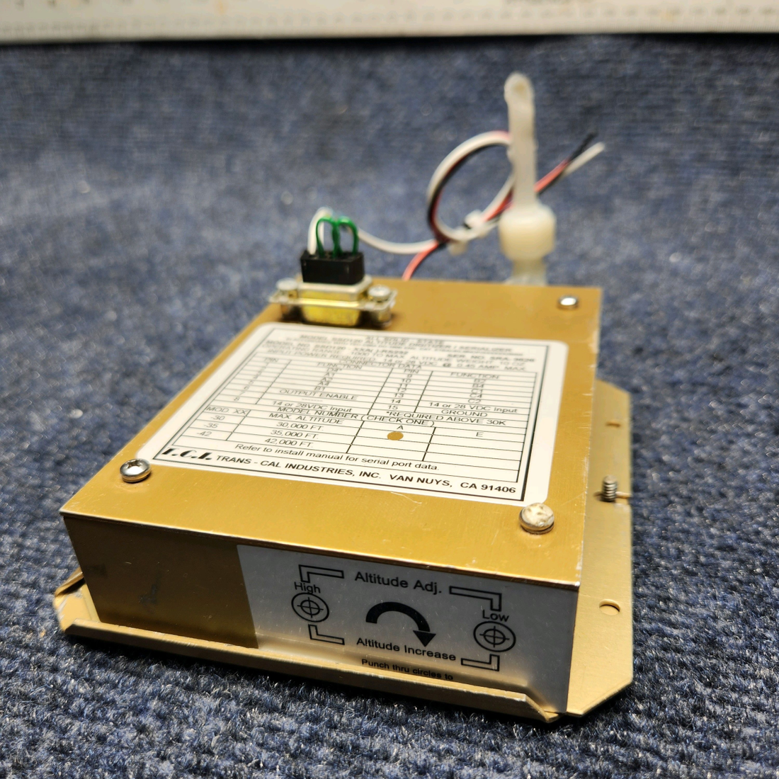 Used aircraft parts for sale, SSD120-XXA( )-RS232 Beechcraft C23 SUNDOWNER TRANS-CAL SSD120 ALTITUDE DIGITALIZER -RS232 W/ PLUG