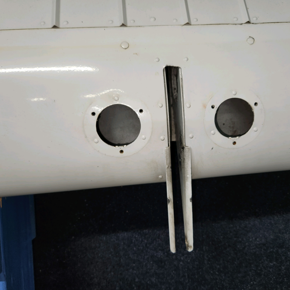 Used aircraft parts for sale, 0523901-38 cessna 172N Flap Assembly – RH