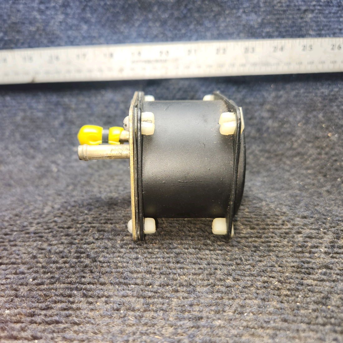 Used aircraft parts for sale, 1G10-1 Airborne Piper PA28-140 Vacuum Gage